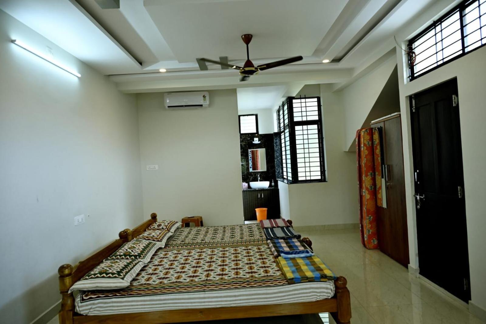 אודופי Providence Homestay Malpe מראה חיצוני תמונה